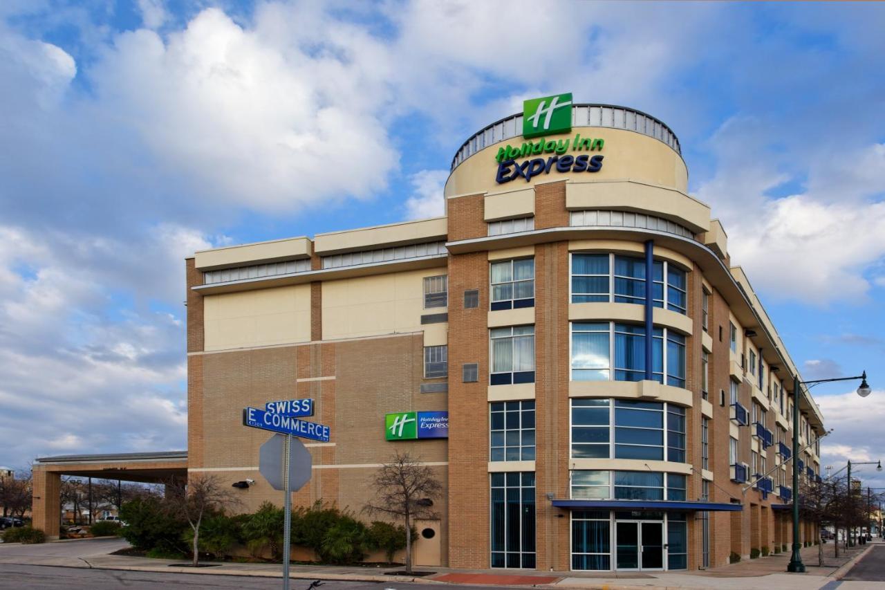 Holiday Inn Express Hotel & Suites San Antonio - Rivercenter Area By Ihg Екстер'єр фото